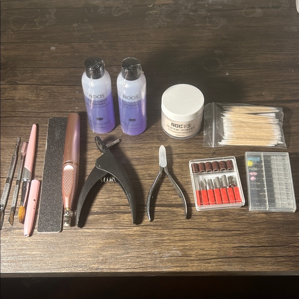 Acrylic nails set
